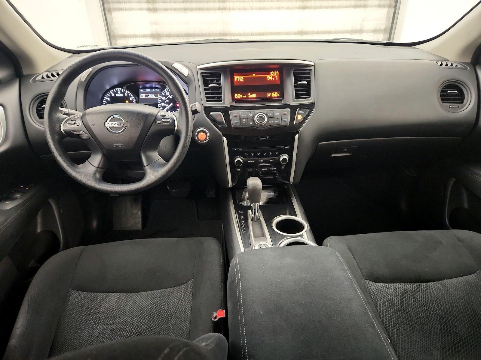 2015 Nissan Pathfinder S - Photo 10
