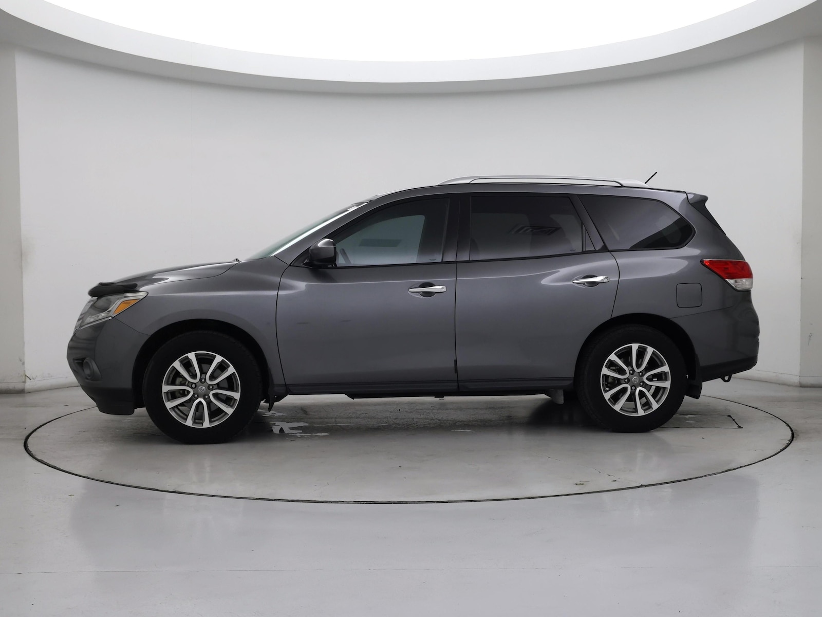 2015 Nissan Pathfinder S - Photo 4
