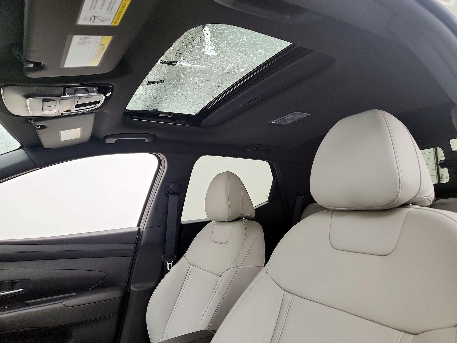 Sunroof(s) & Overhead Airbags