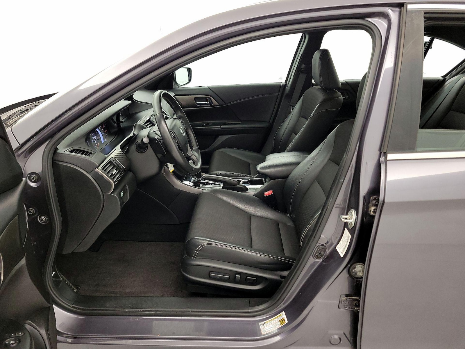 Power Seat(s) & Side Airbags