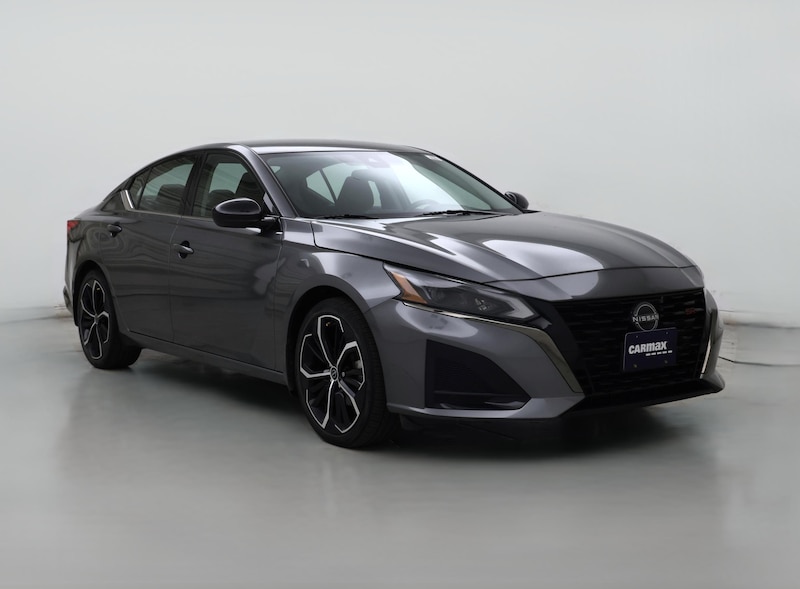 2023 Nissan Altima SR