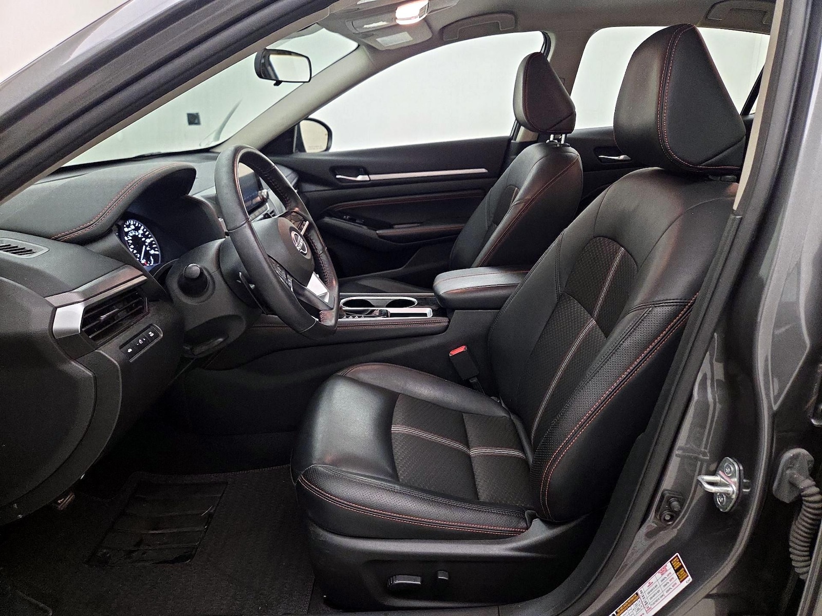 Power Seat(s) & Side Airbags
