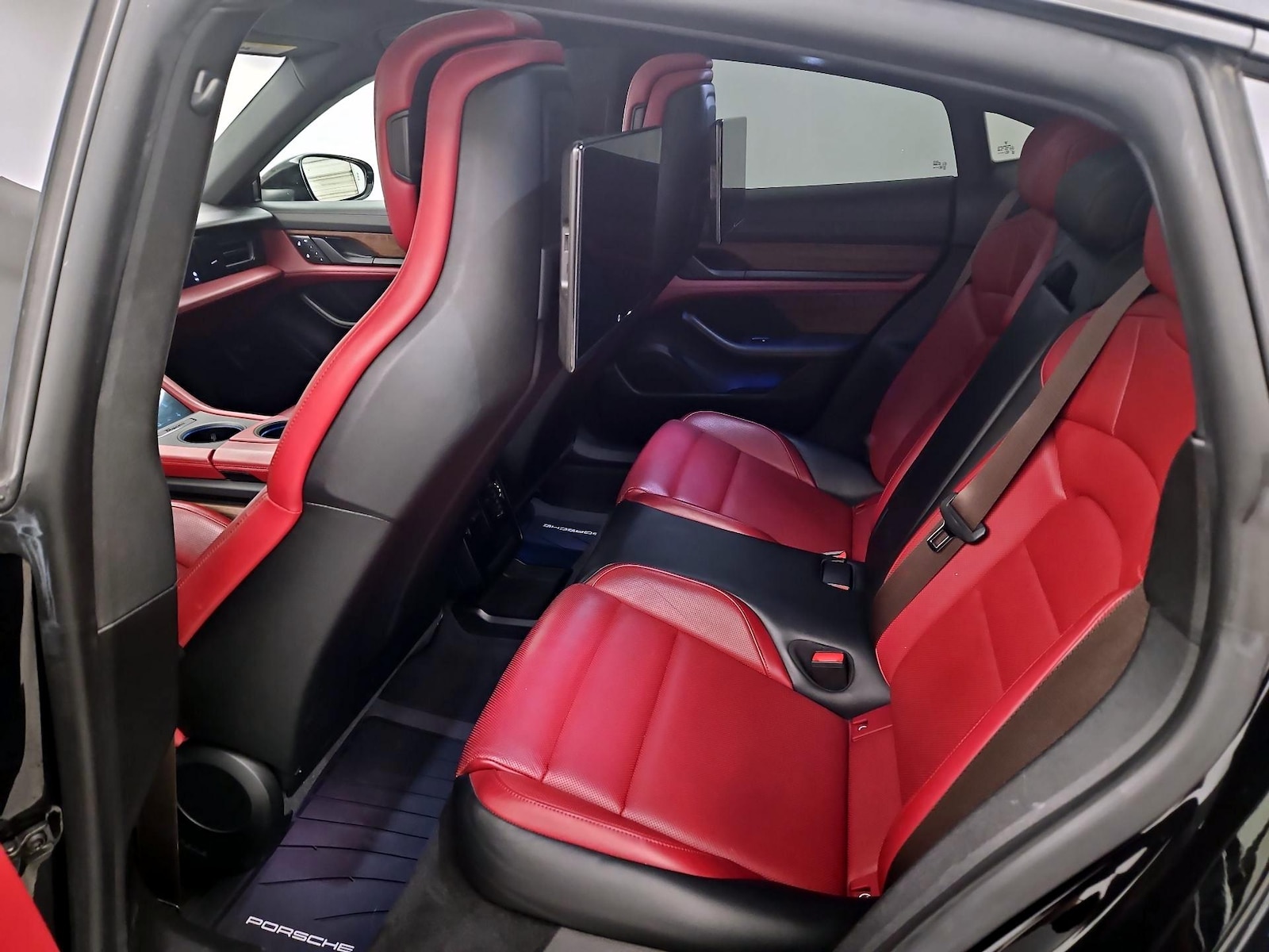 Rear Entertainment System