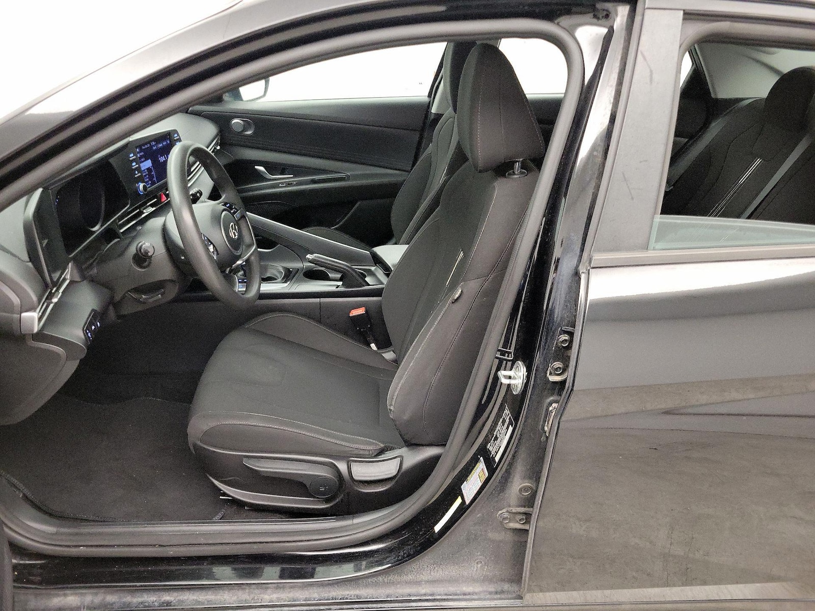 Power Seat(s) & Side Airbags
