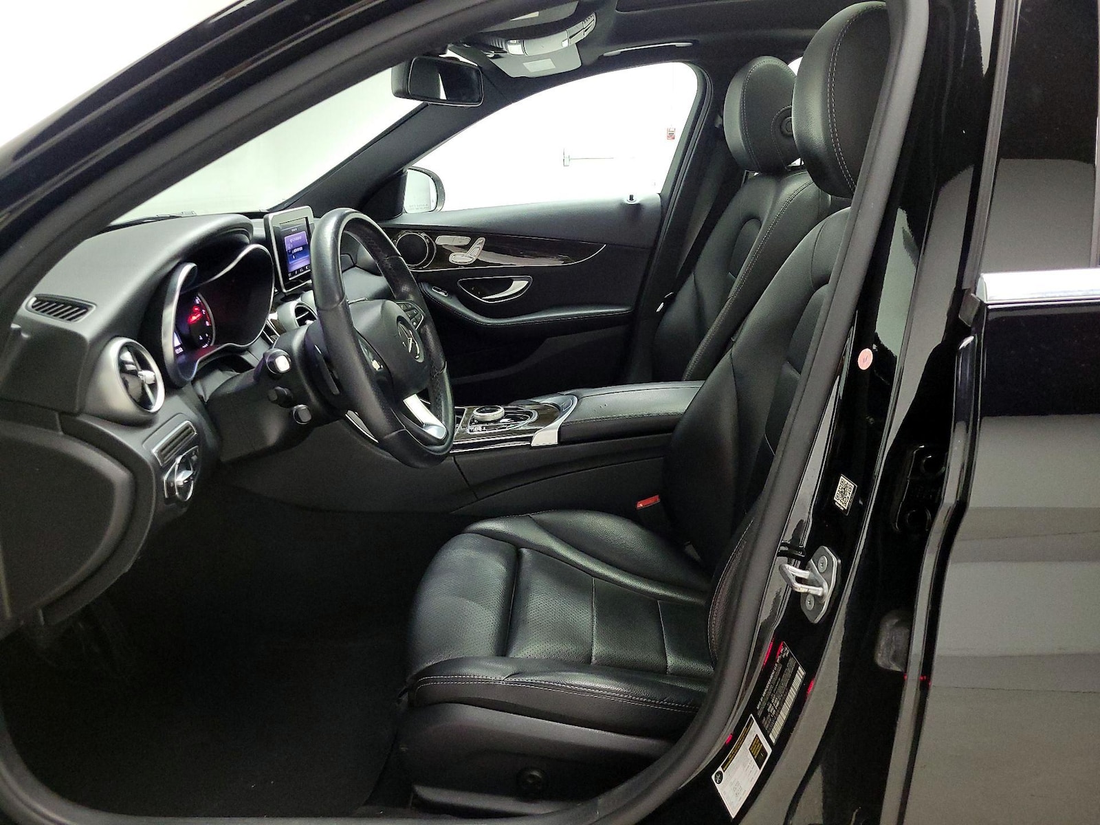Power Seat(s) & Side Airbags
