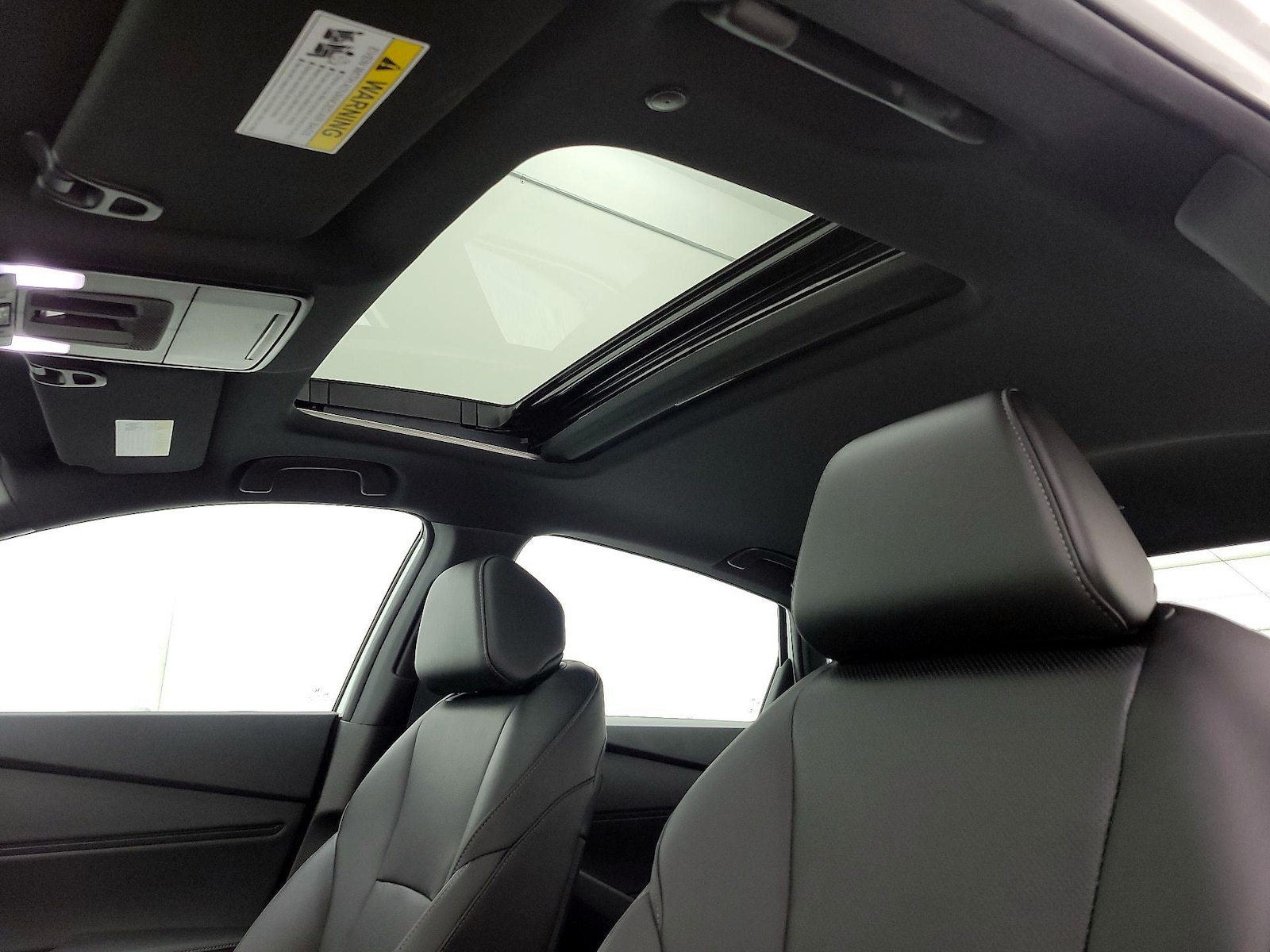 Sunroof(s) & Overhead Airbags
