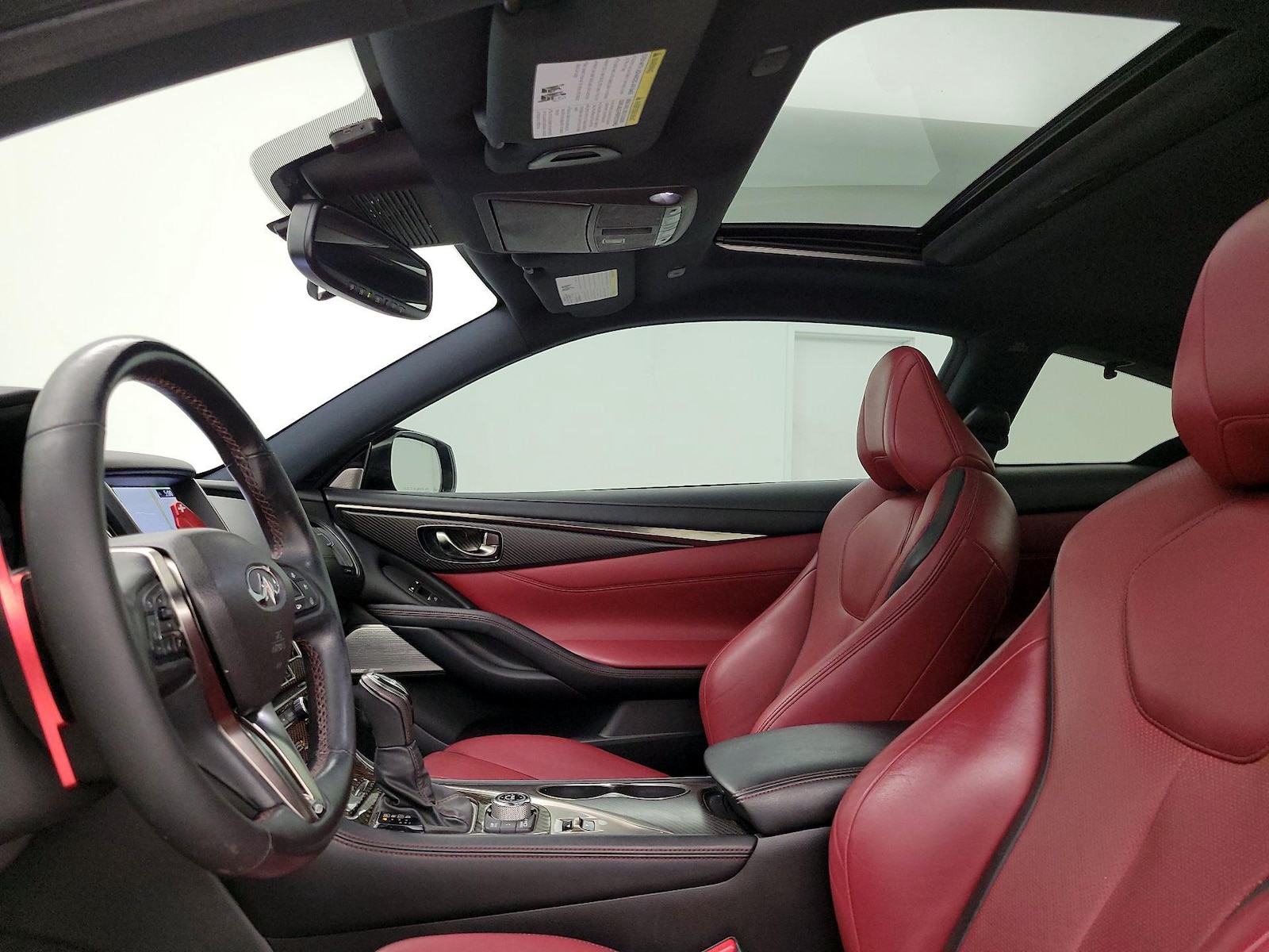Sunroof(s) & Overhead Airbags