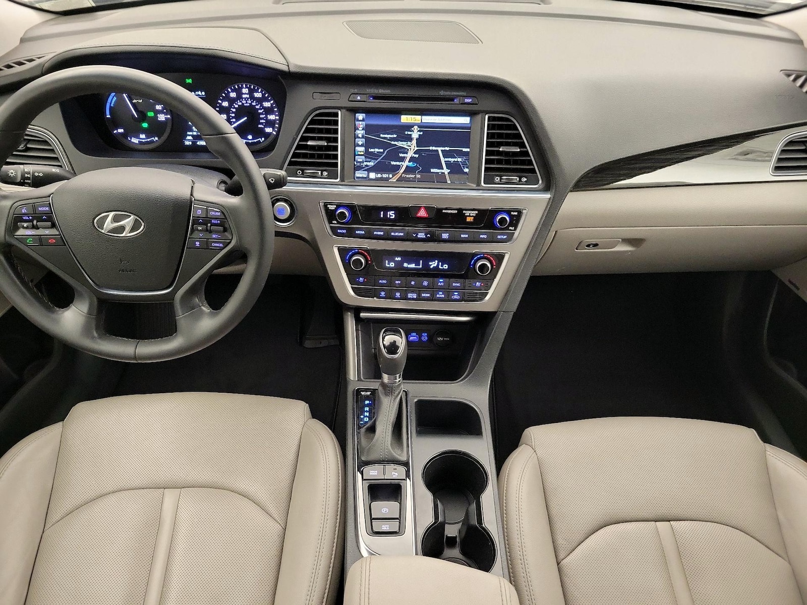 Apple CarPlay® & Android Auto™