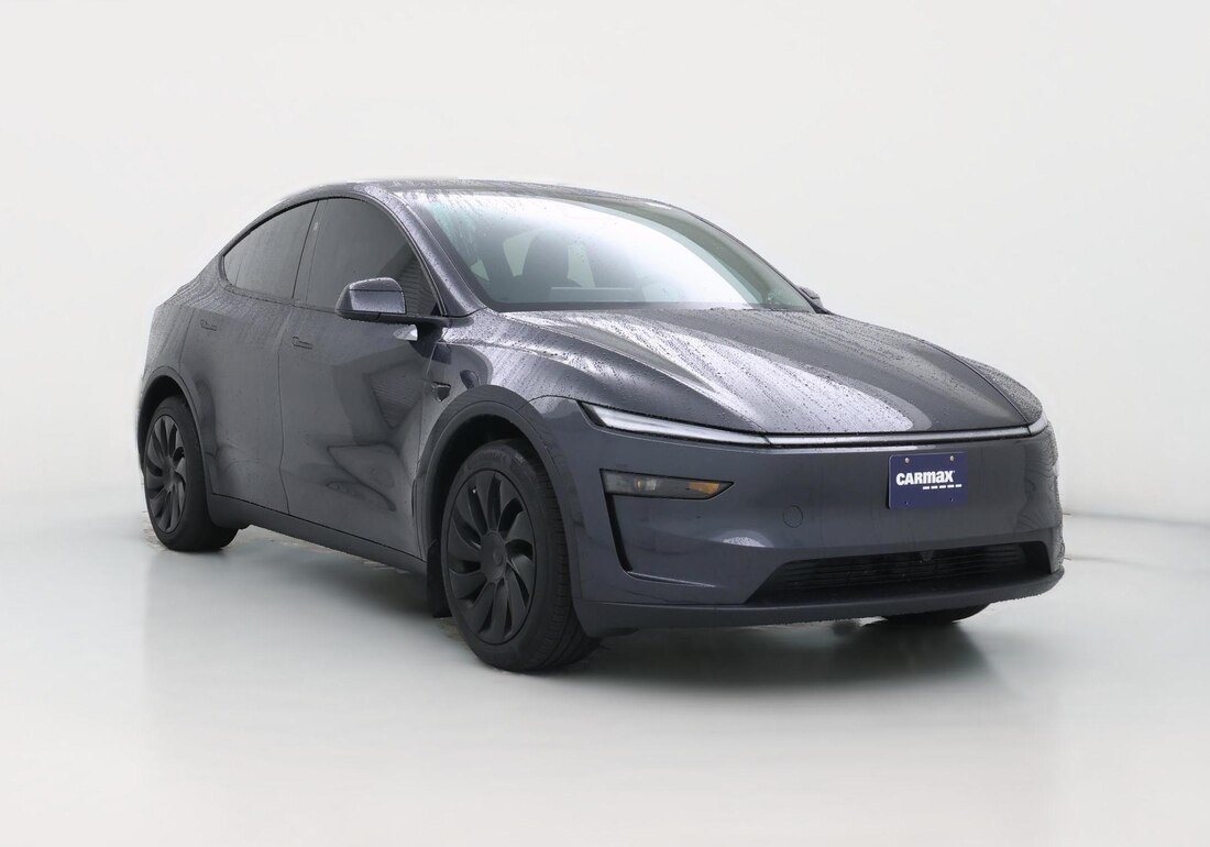 2026 Tesla Model Y Premium Rear-Wheel Drive in Gray — CarMax photo