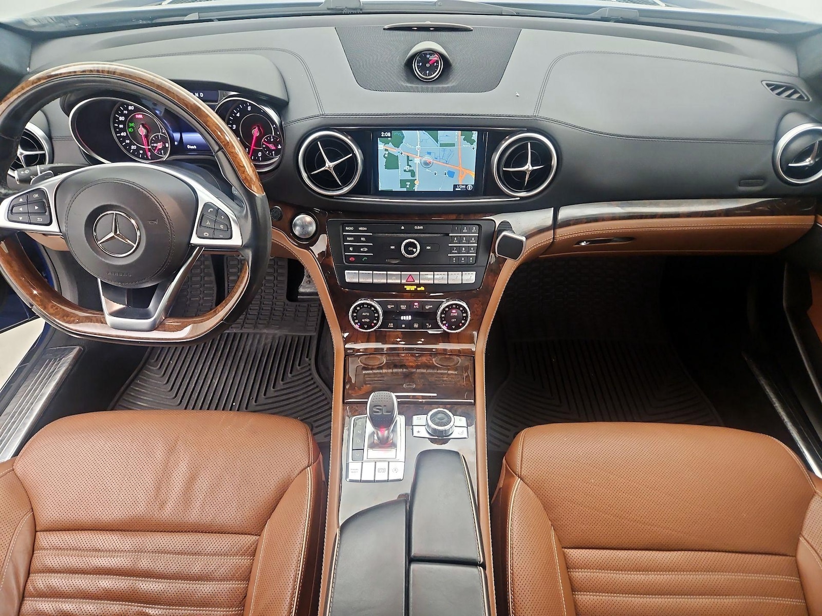 Apple CarPlay® & Android Auto™