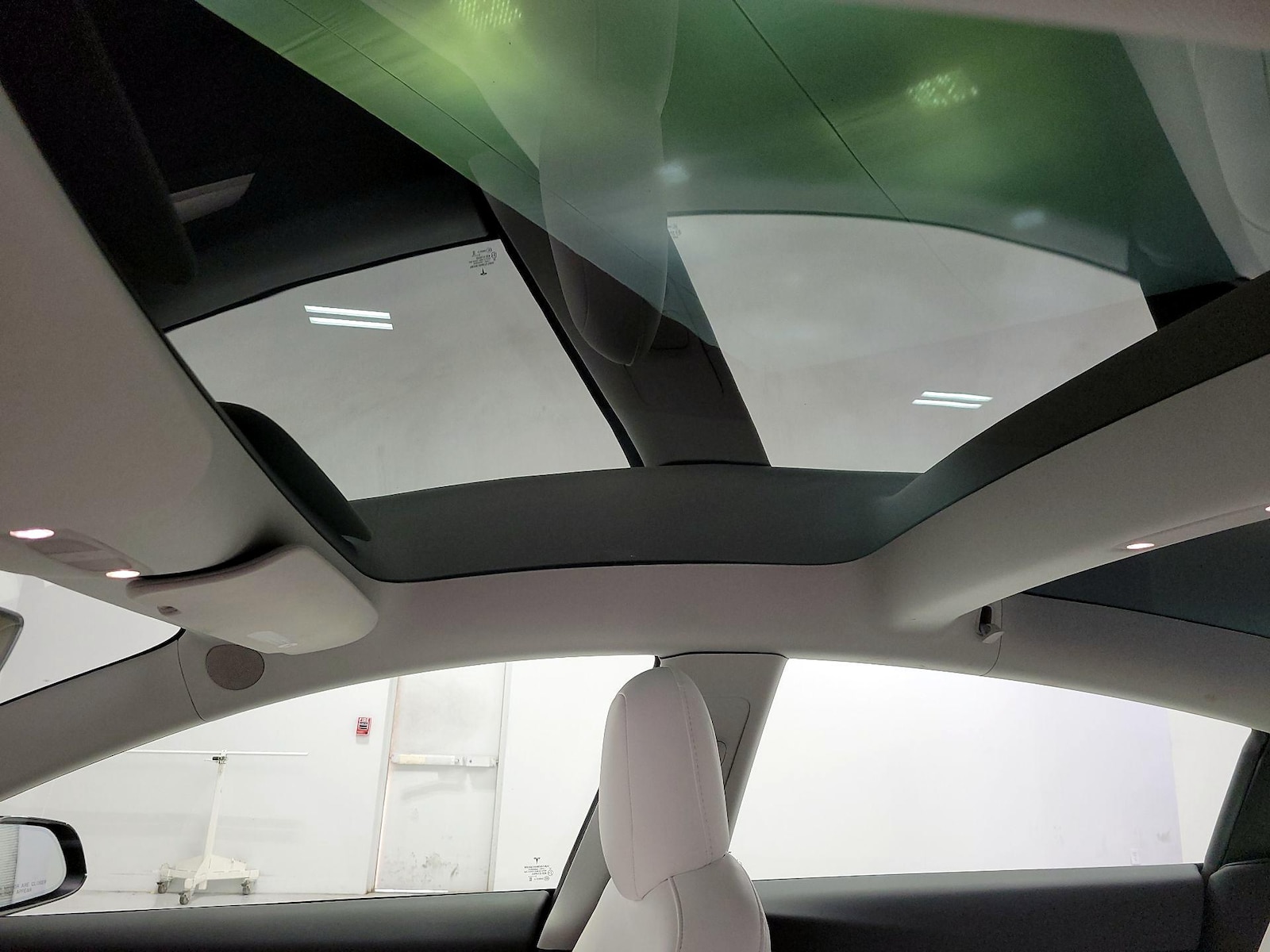 Skylight(s) & Overhead Airbags