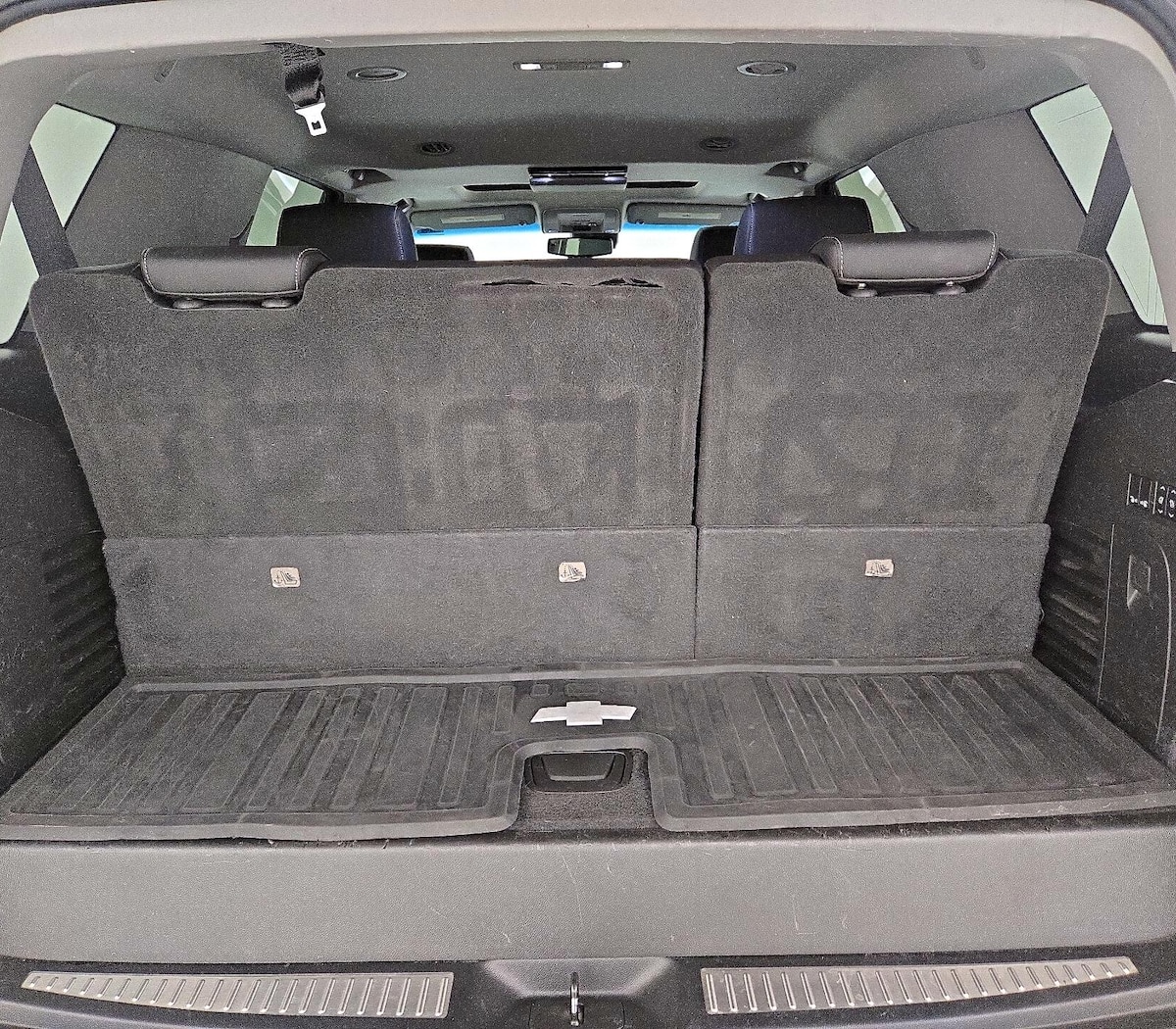 Trunk/Cargo (Seats Up)