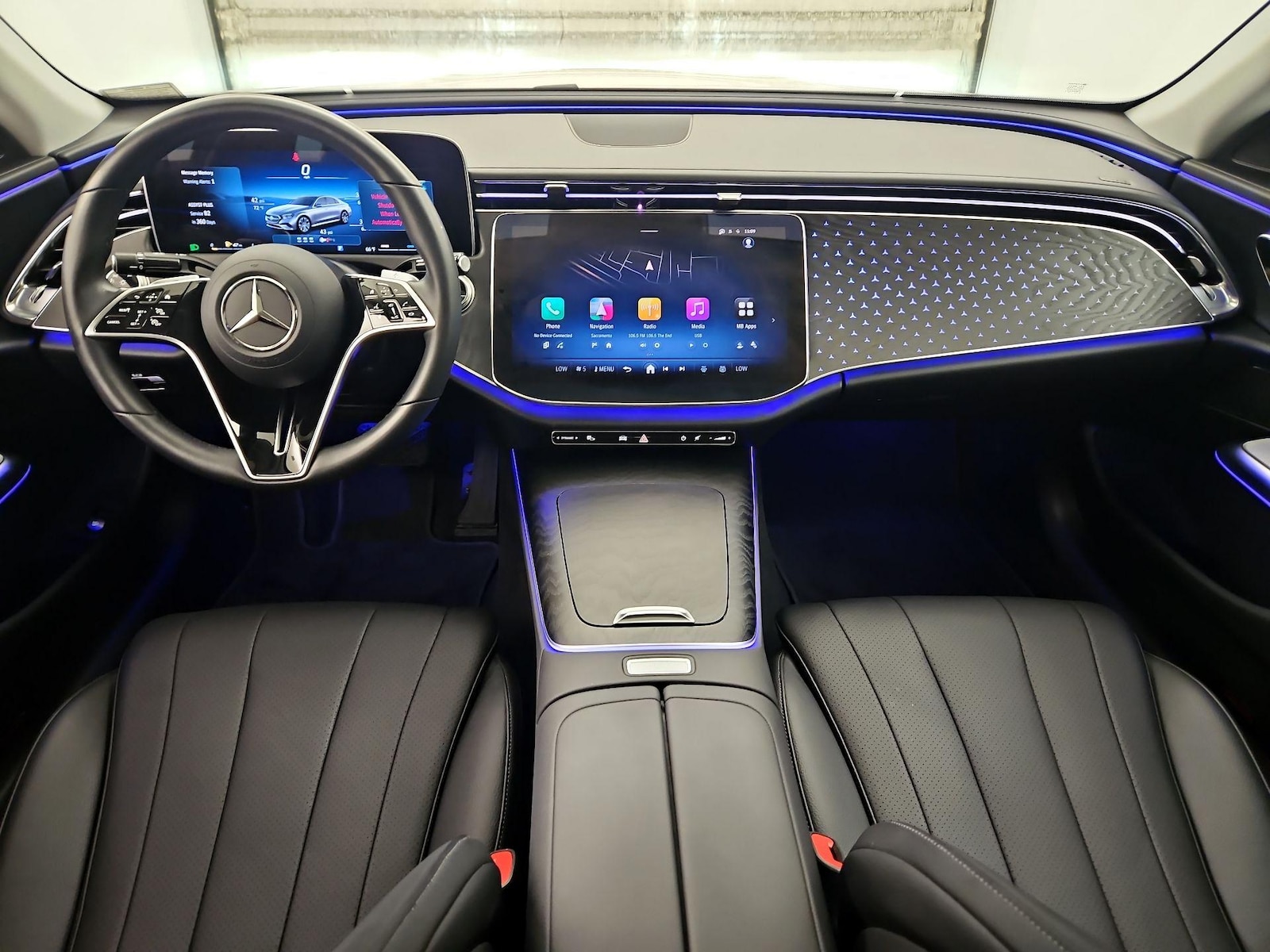 Apple CarPlay® & Android Auto™