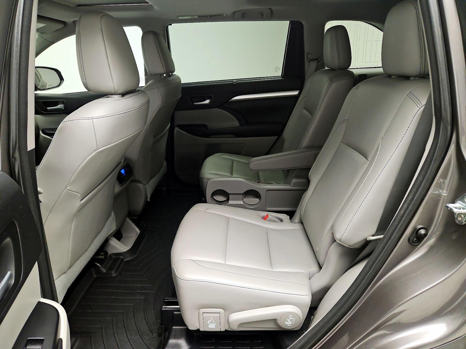 Rear Air Conditioning