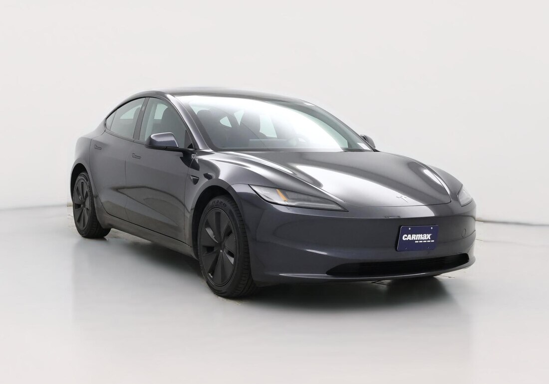 2025 Tesla Model 3 Long Range Rear-Wheel Drive in Gray — CarMax photo