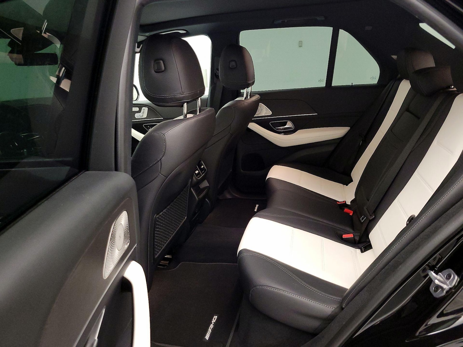Rear Air Conditioning