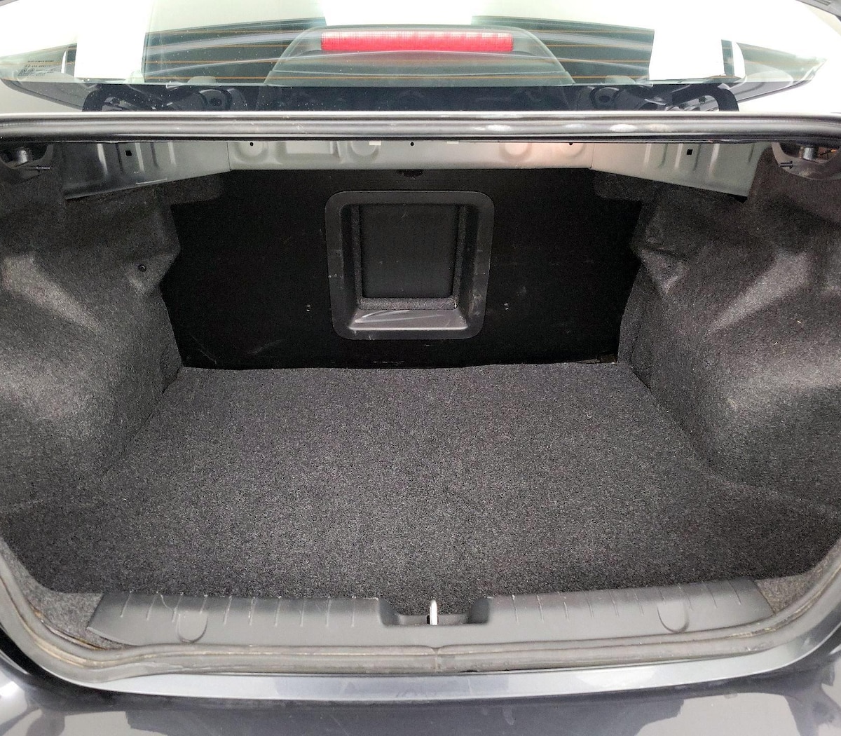 Trunk/Cargo (Seats Up)