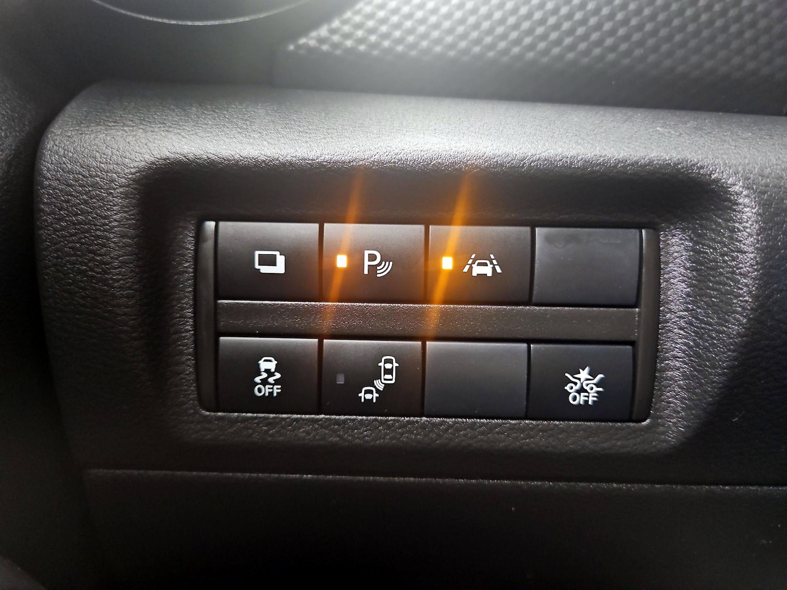 2022 Nissan Kicks S - Photo 14