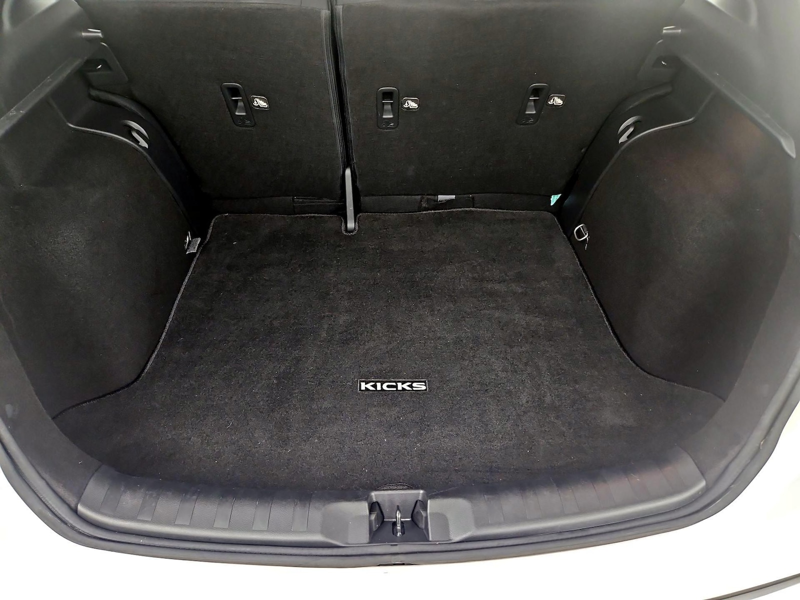 2022 Nissan Kicks S - Photo 21