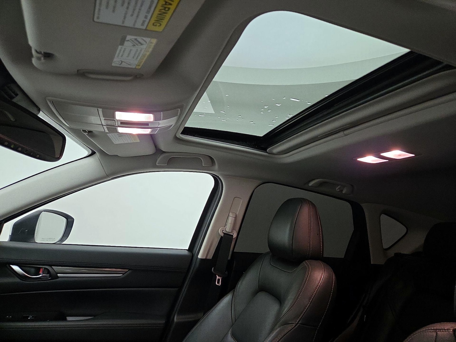 Sunroof(s) & Overhead Airbags