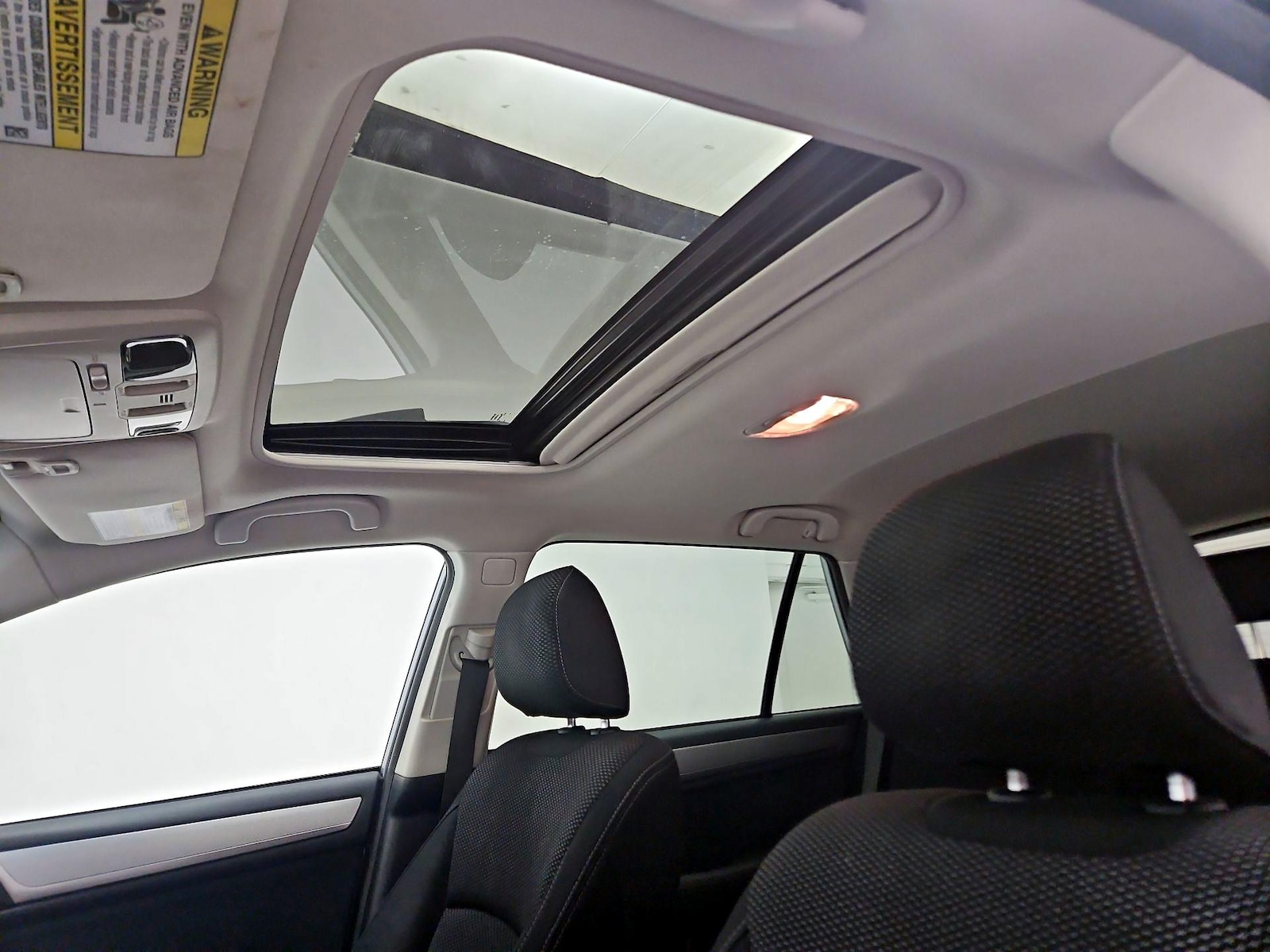 Sunroof(s) & Overhead Airbags