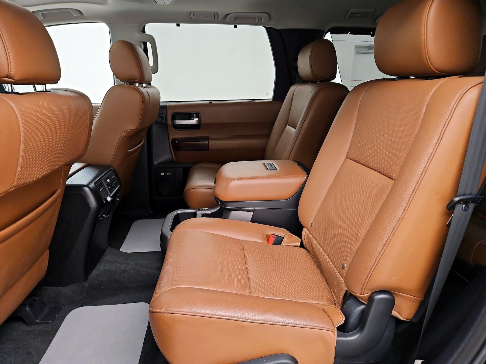 Rear Air Conditioning