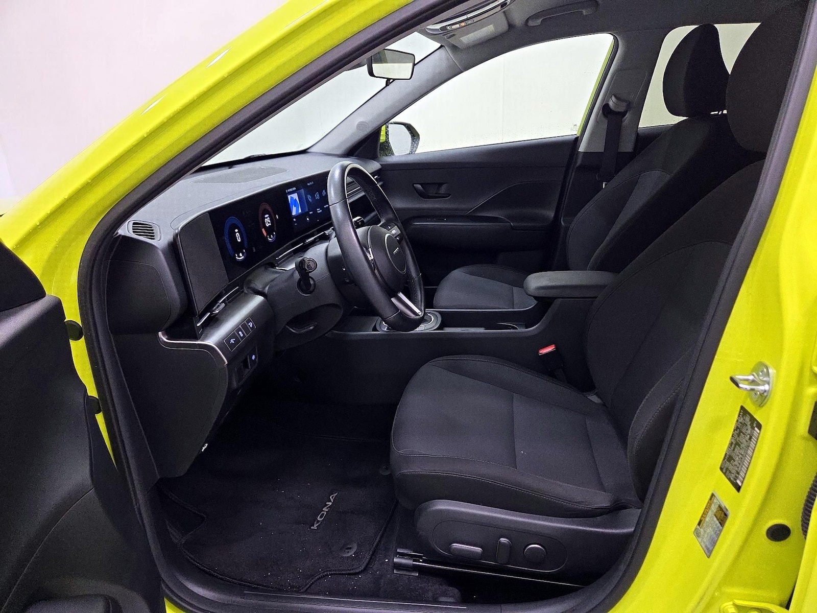 Power Seat(s) & Side Airbags