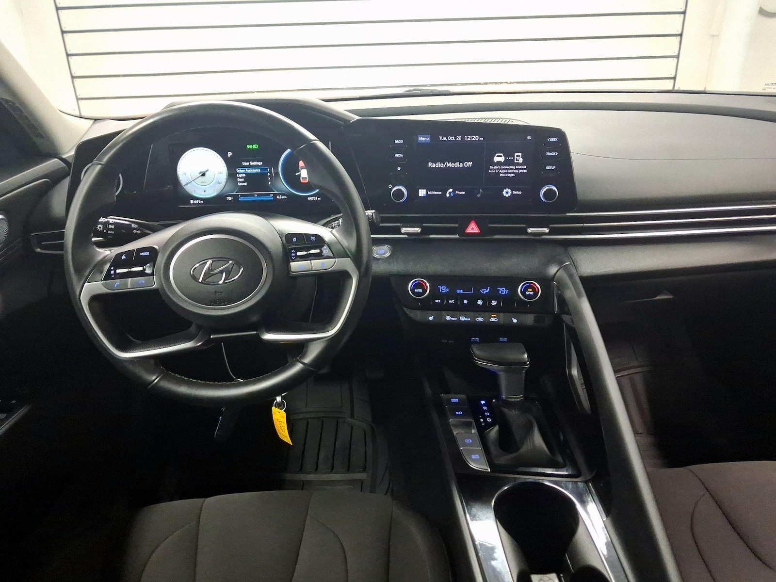 Apple CarPlay® & Android Auto™