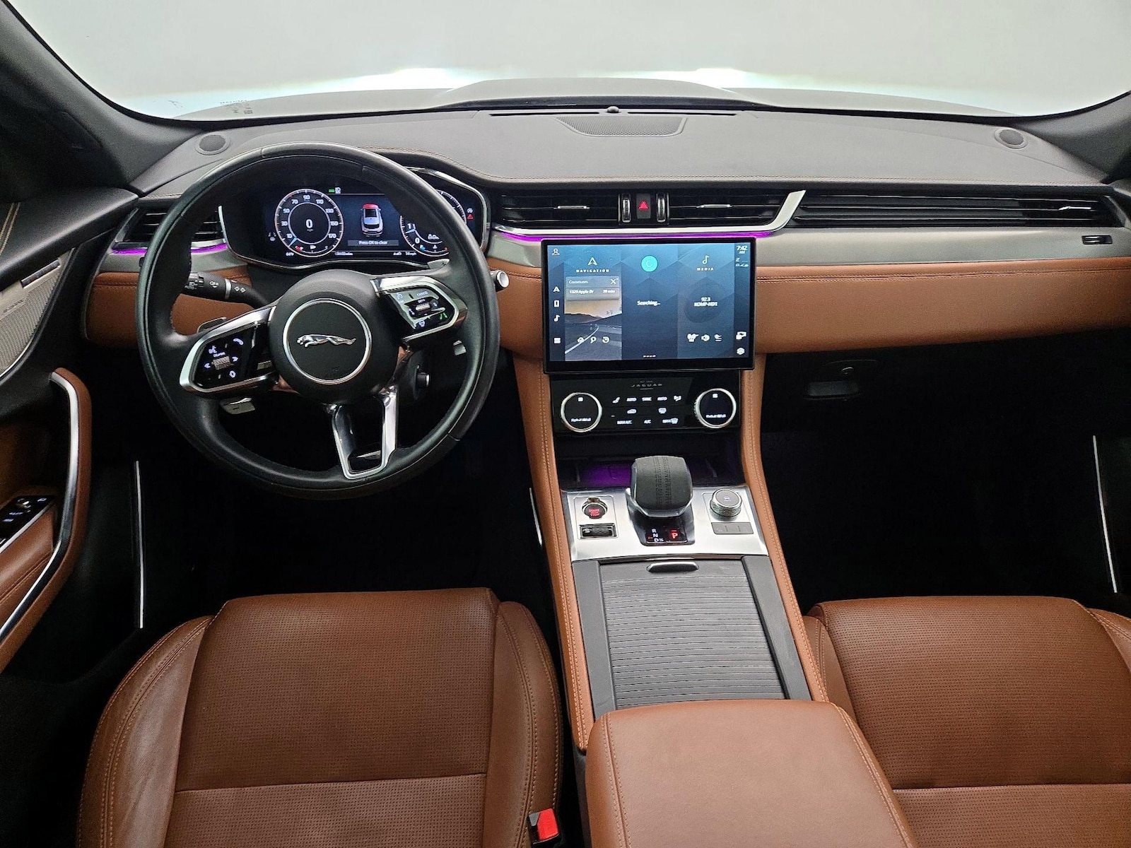 Apple CarPlay® & Android Auto™
