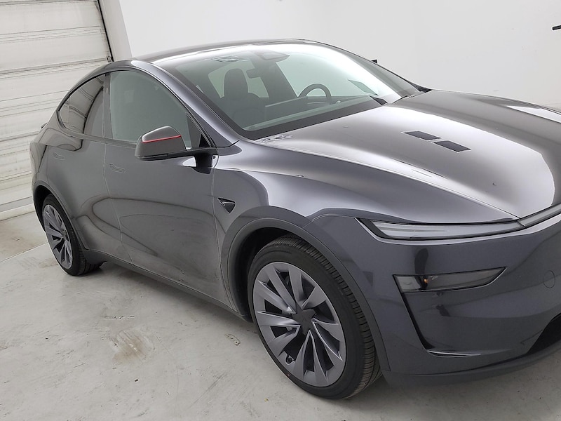 2026 Tesla Model Y Premium