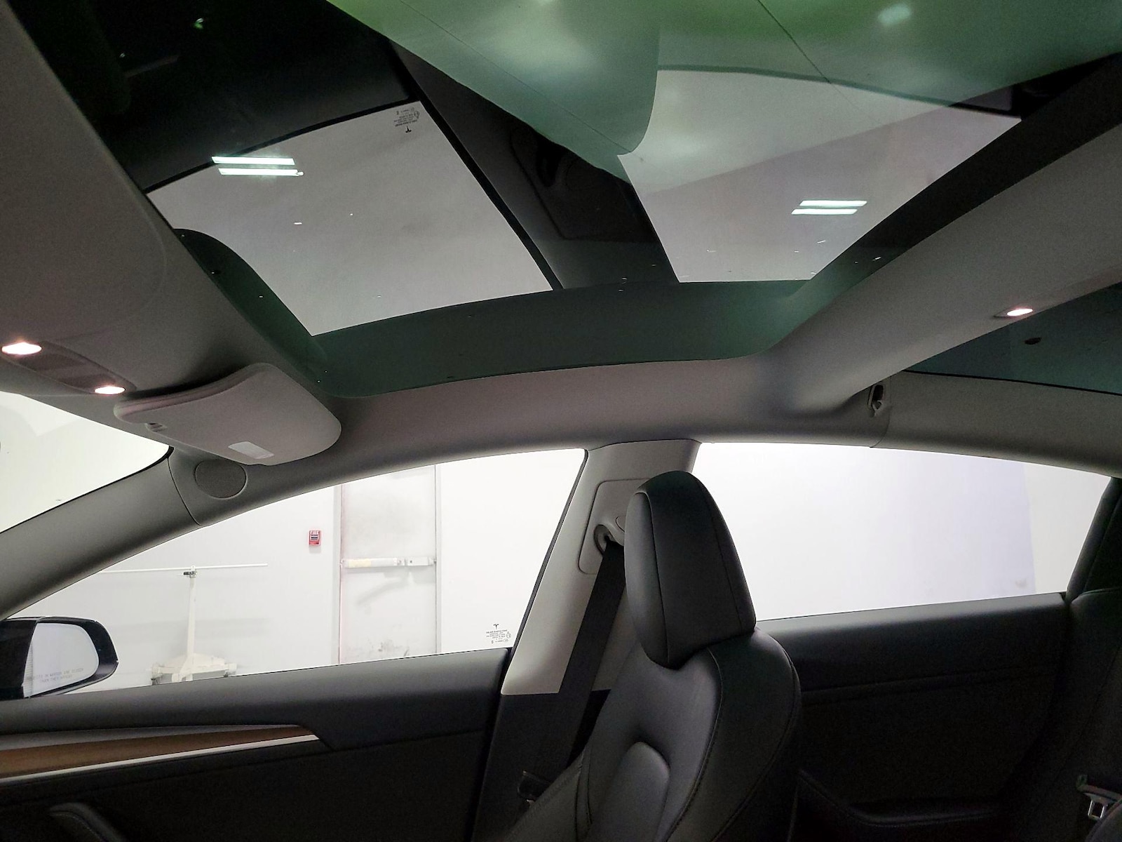 Skylight(s) & Overhead Airbags