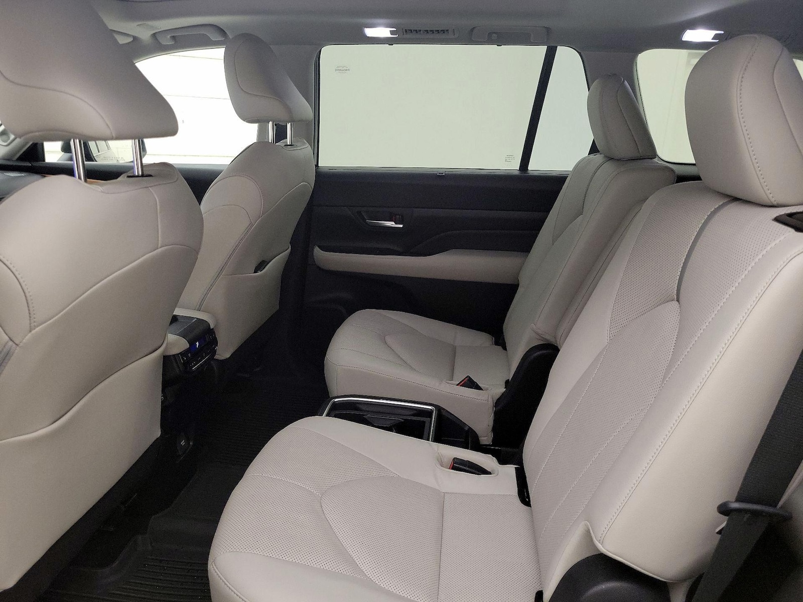 Rear Air Conditioning