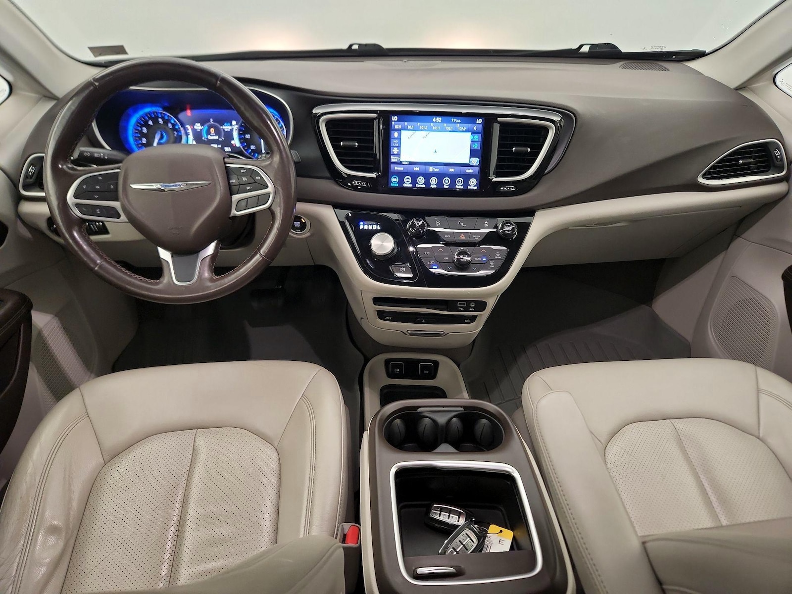 Apple CarPlay® & Android Auto™
