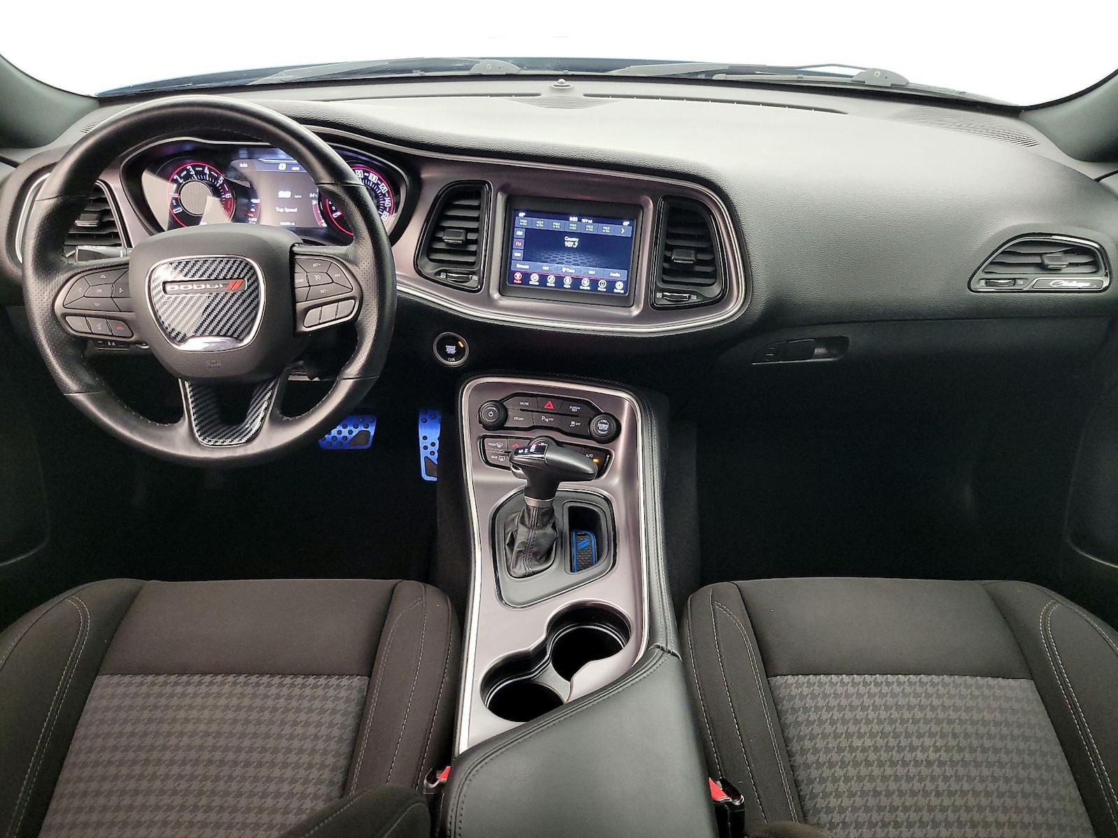 Apple CarPlay® & Android Auto™