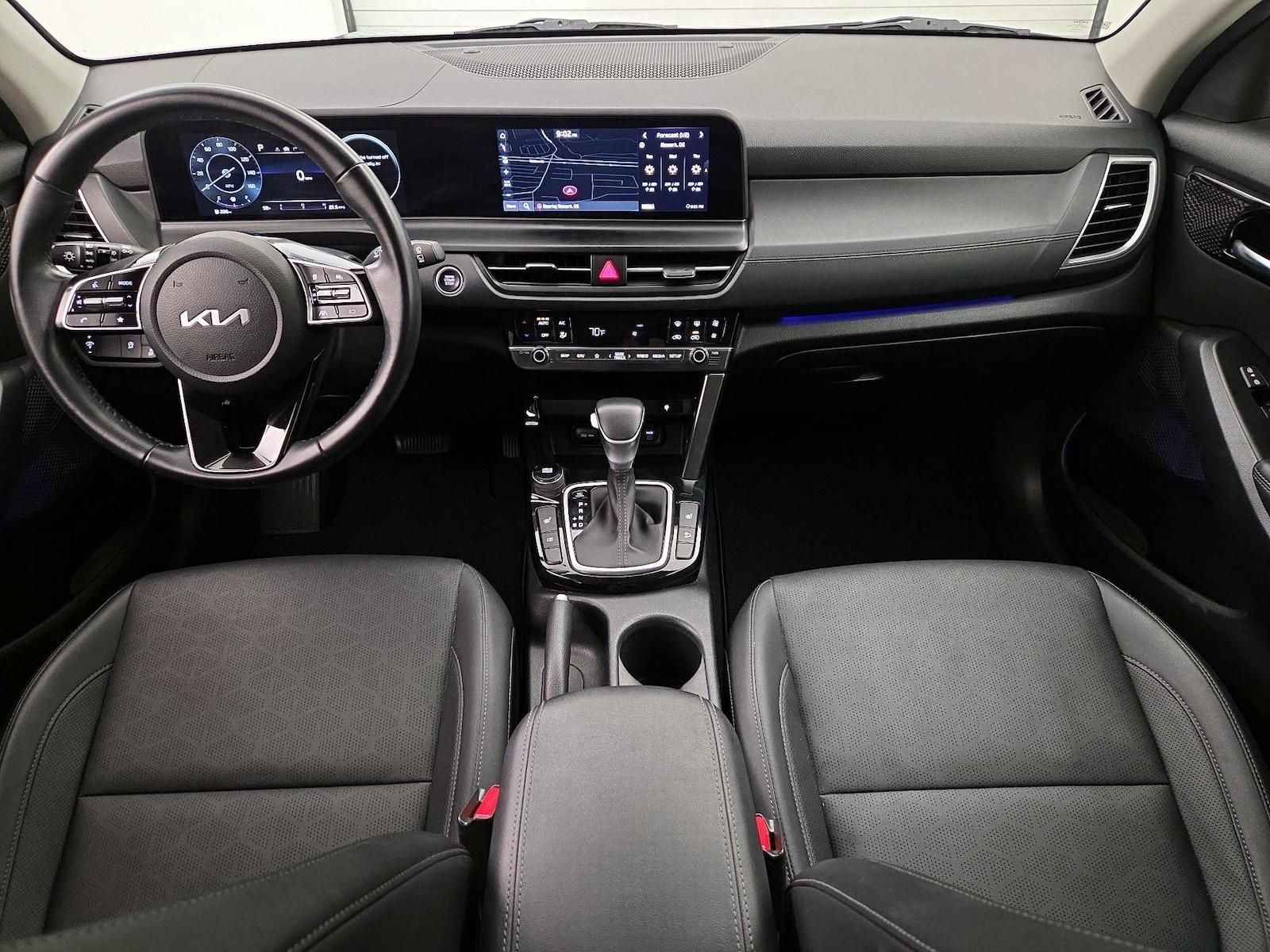 Apple CarPlay® & Android Auto™