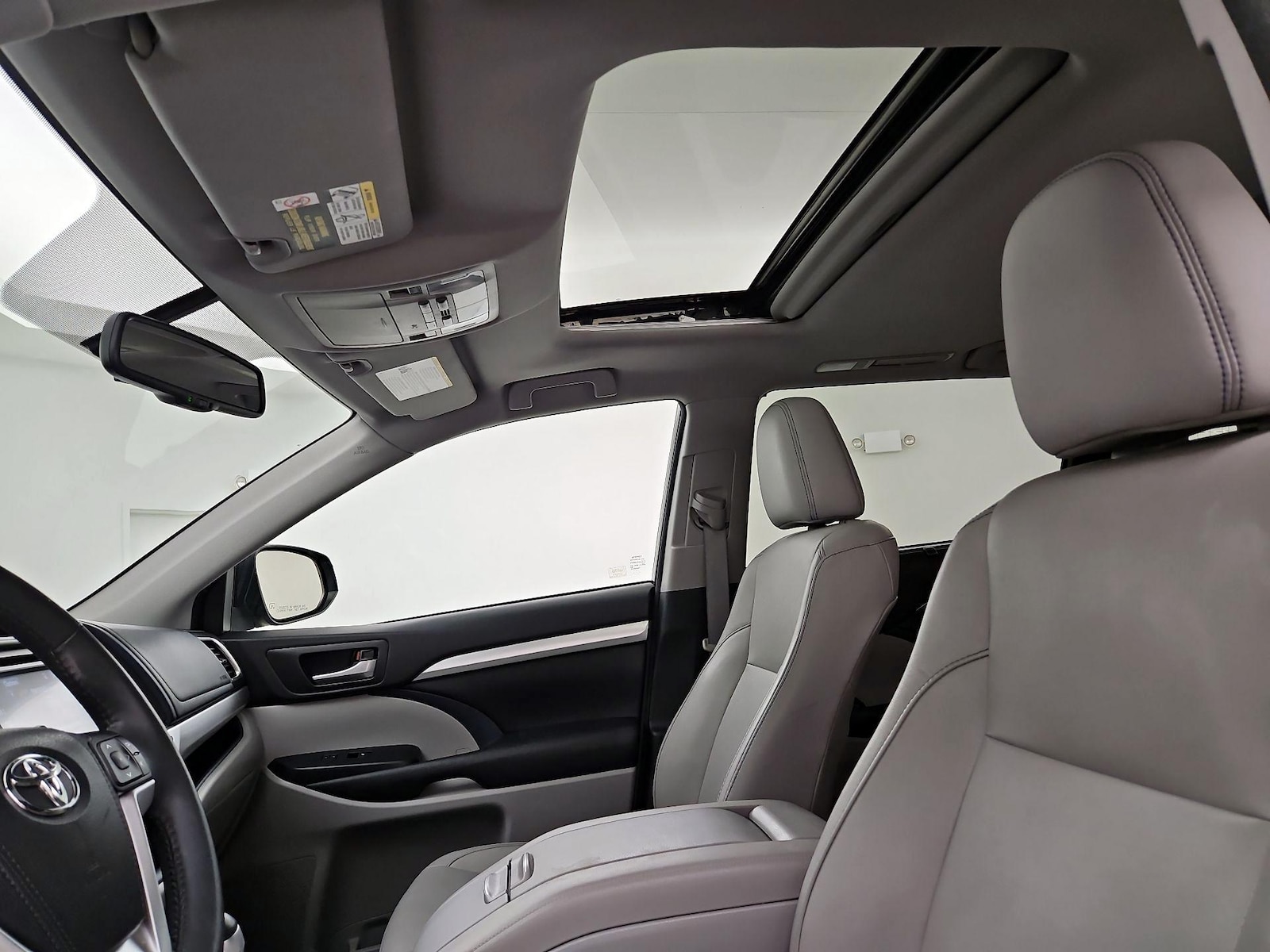Sunroof(s) & Overhead Airbags