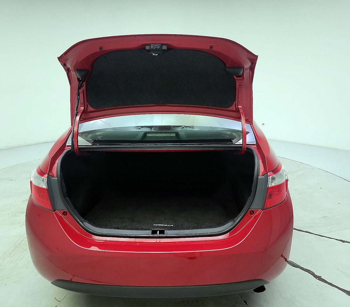 Trunk/Cargo (Seats Up)