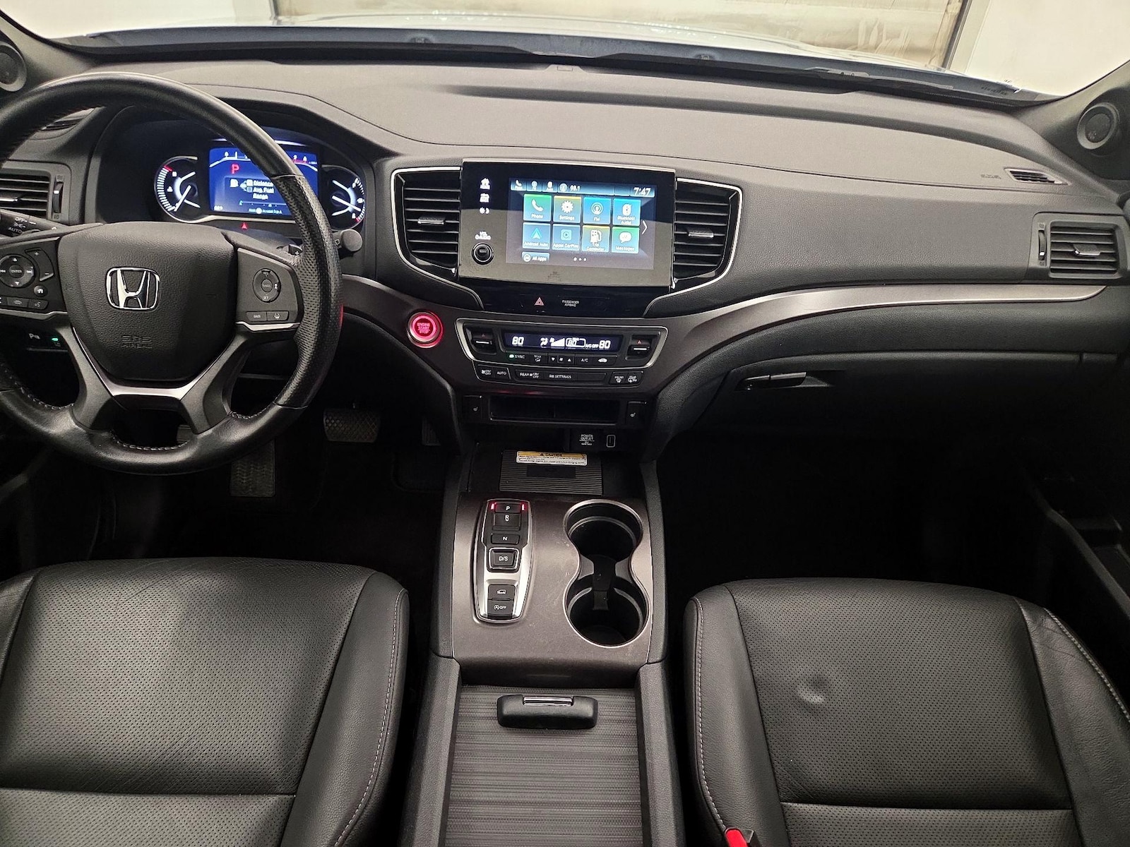 Apple CarPlay® & Android Auto™
