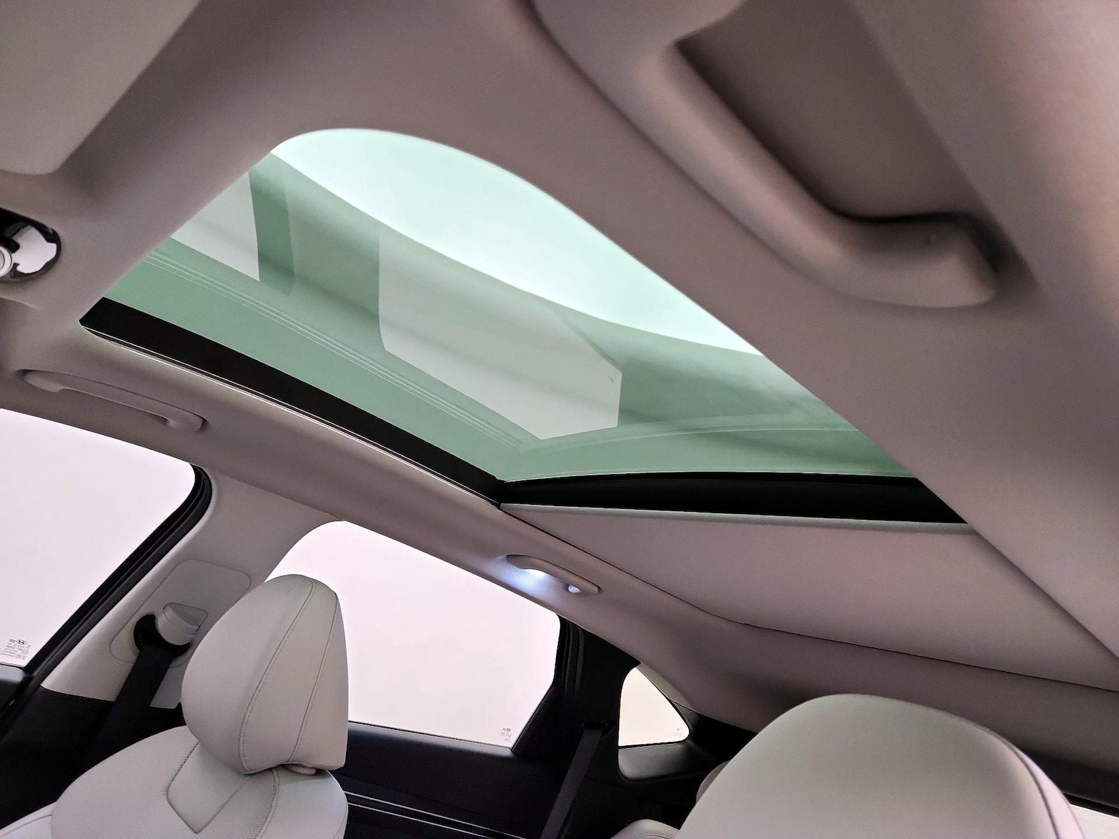 Panoramic Sunroof