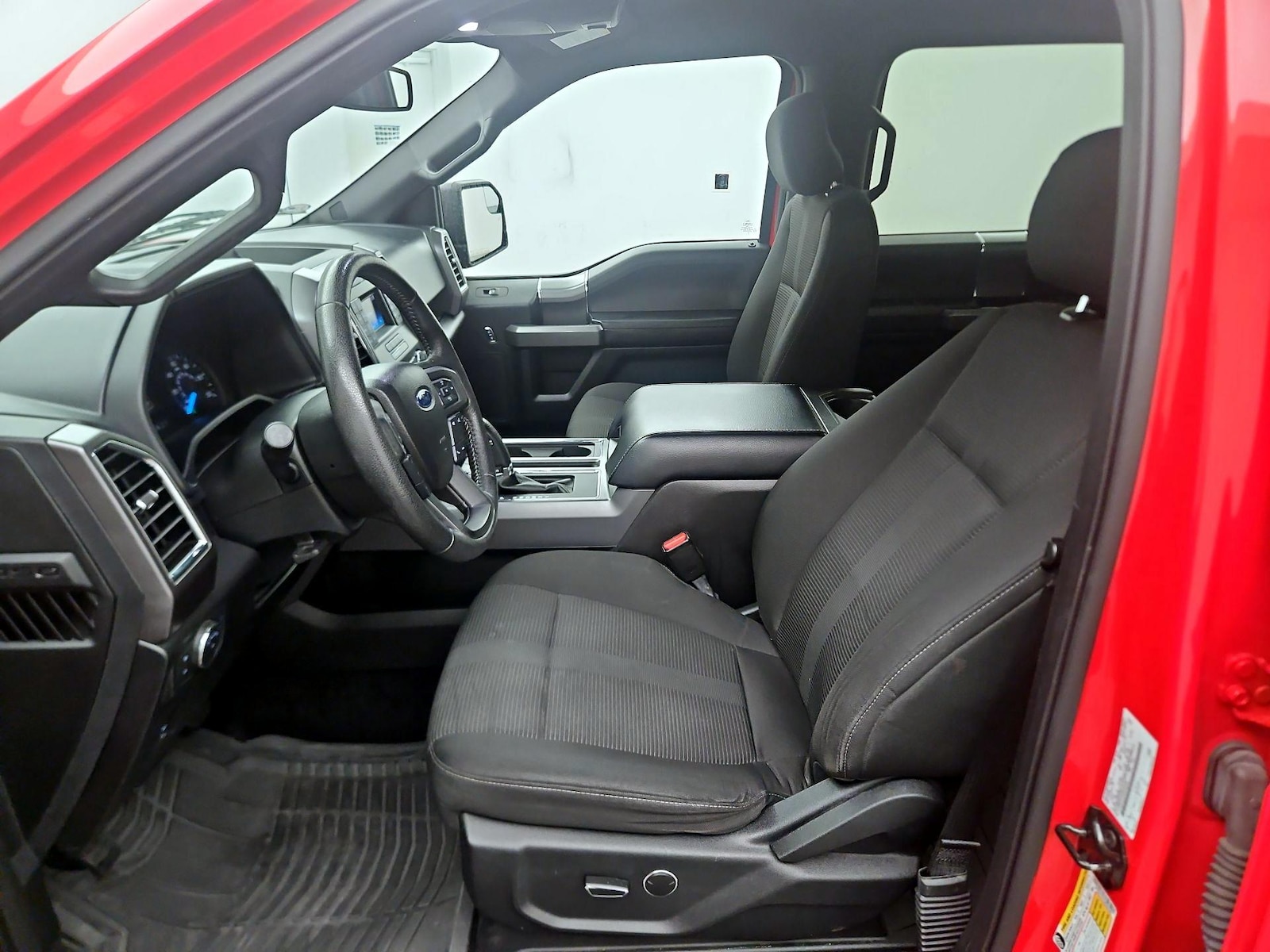 Power Seat(s) & Side Airbags
