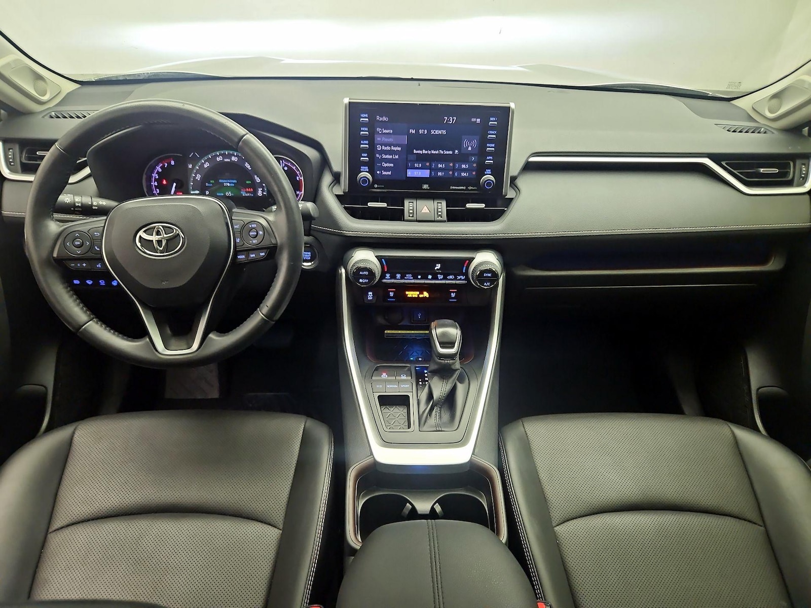Apple CarPlay® & Android Auto™
