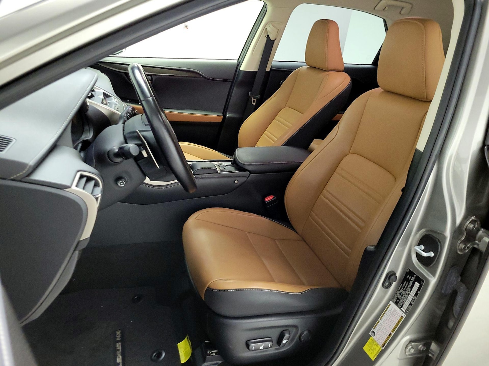 Power Seat(s) & Side Airbags