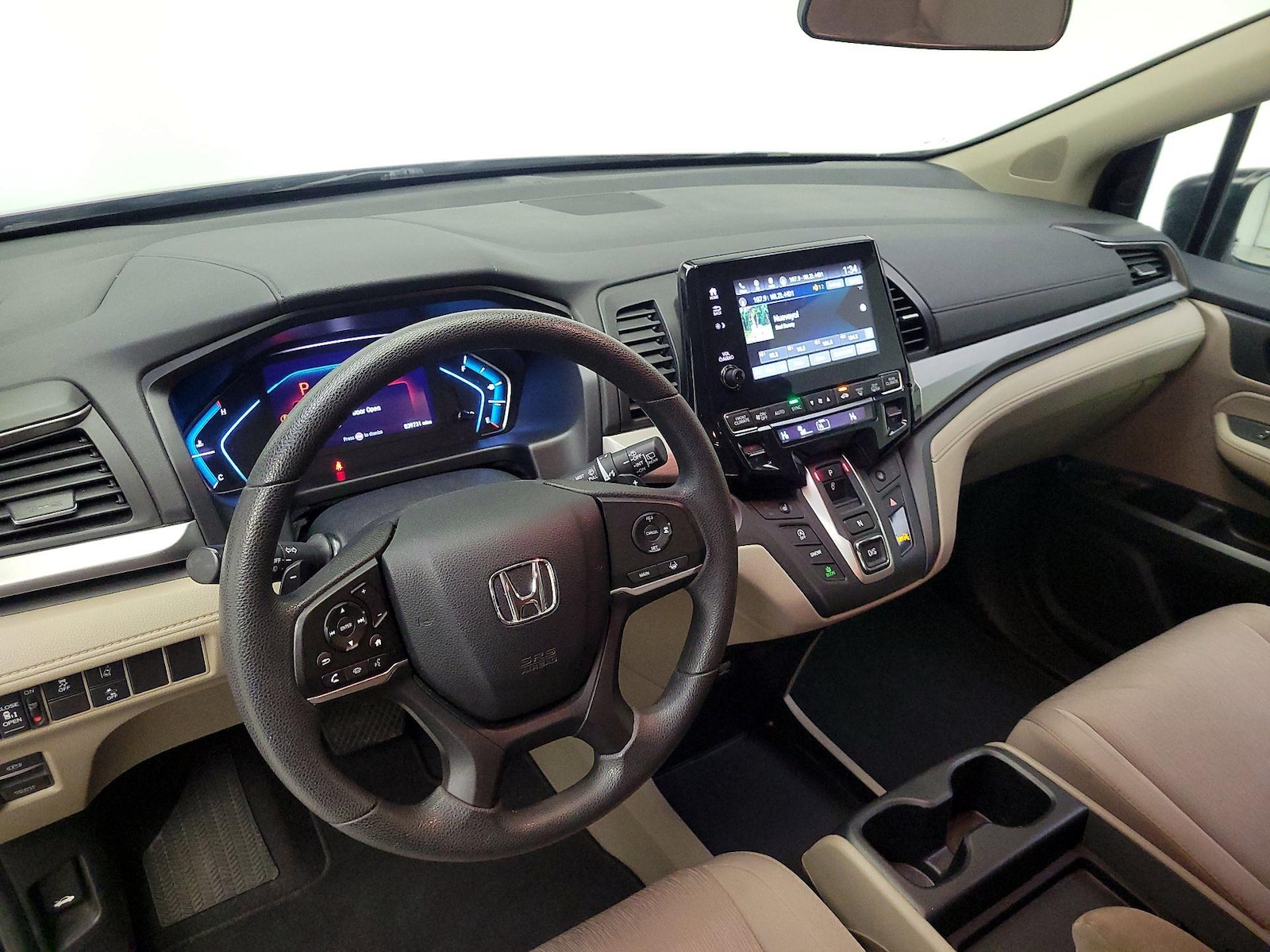 Apple CarPlay® & Android Auto™
