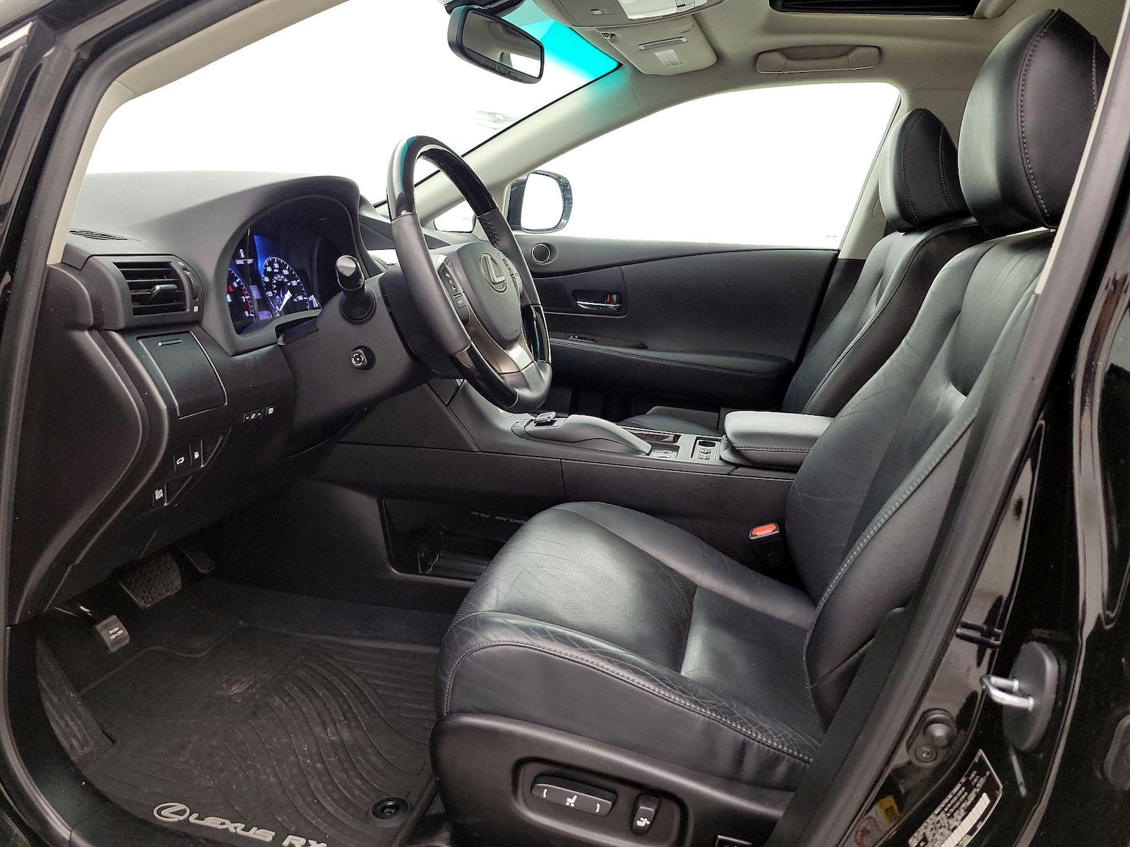 Power Seat(s) & Leather Seats