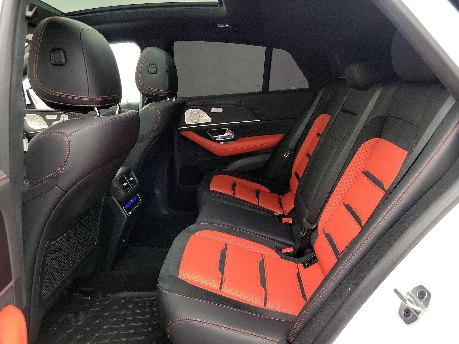 Rear Air Conditioning