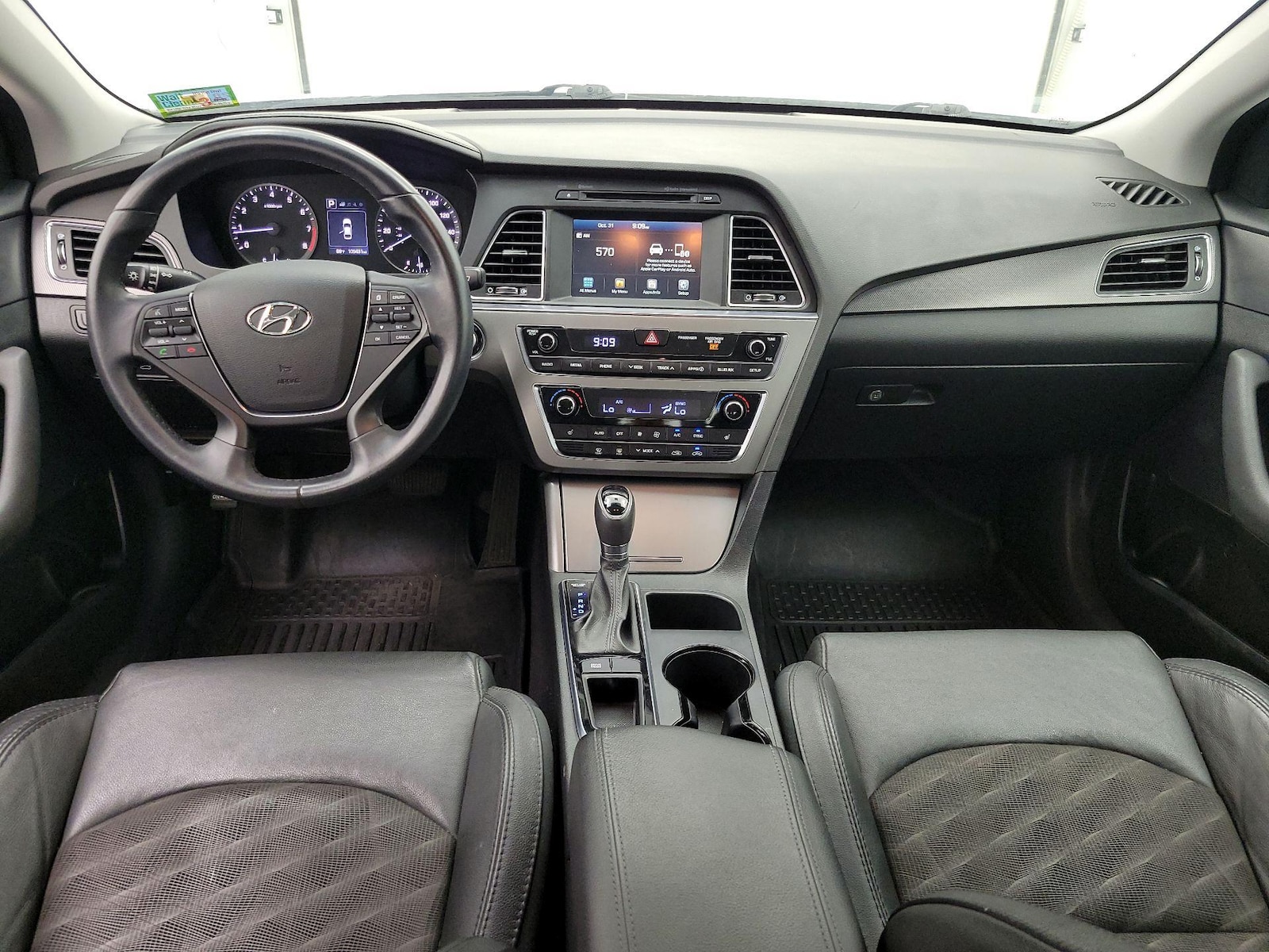 Apple CarPlay® & Android Auto™