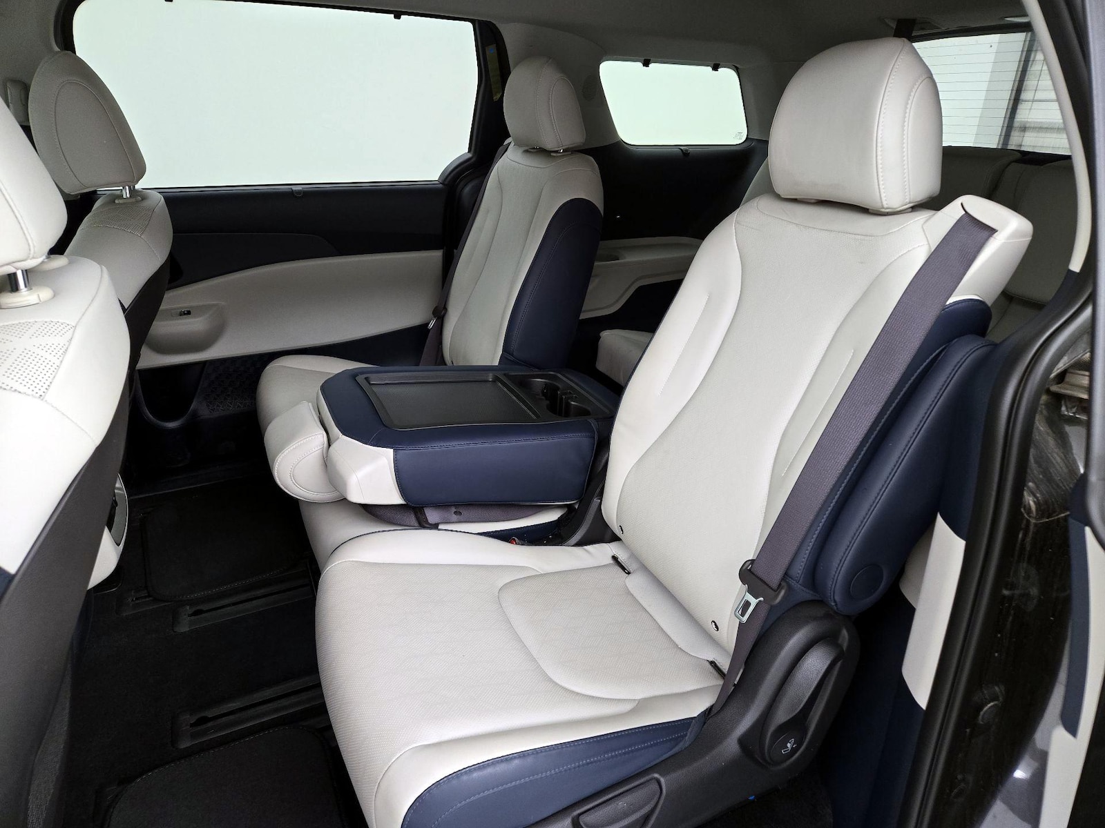 Rear Air Conditioning