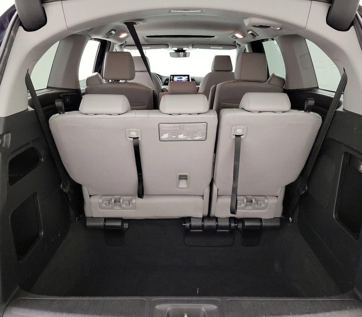 Trunk/Cargo (Seats Up)