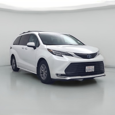 2022 Toyota Sienna Hybrid XLE