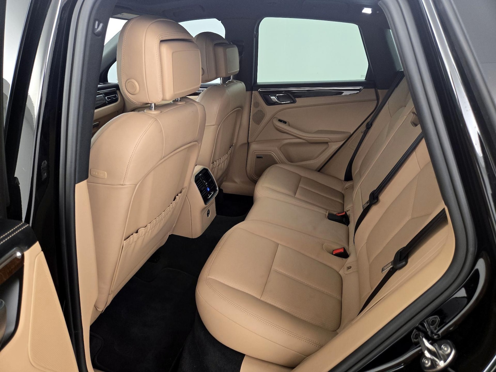 Rear Air Conditioning